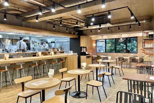 2023年7月リニューアル 老舗酒屋直営ワインビストロ